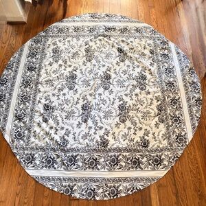 April Cornell Black and White Floral Tablecloth Round